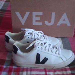 Veja shoes